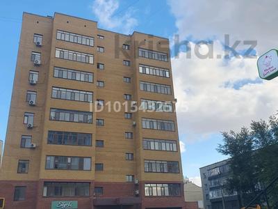 2-бөлмелі пәтер · 72.5 м² · 8/9 қабат, Уранхаева 28, бағасы: 51.5 млн ₸ в Семее
