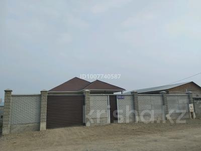 Отдельный дом · 5 комнат · 160 м² · 10 сот., Сауран 38 — 16микр орталық базар за 32 млн 〒 в Таразе