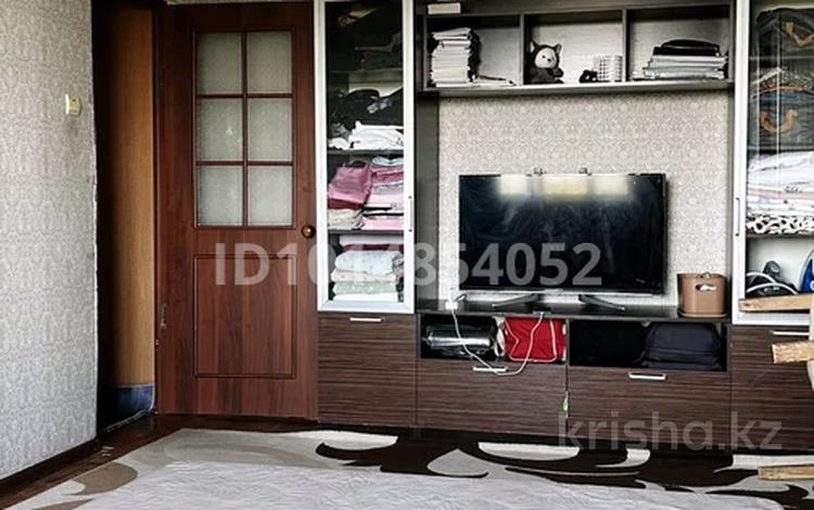 3-комнатная квартира · 60 м² · 5/5 этаж, 18-й микрорайон 43 за 21 млн ₸ в Шымкенте, Аль-Фарабийский р-н — фото 2
