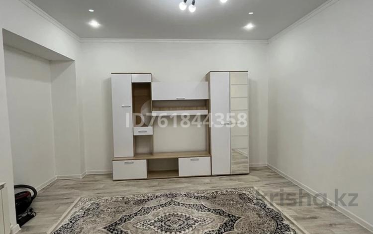 1-комнатная квартира · 45 м² · 1/5 этаж, Авиагородок 15 а — Авиагородок за 12.5 млн 〒 в Актобе, мкр Авиагородок — фото 2