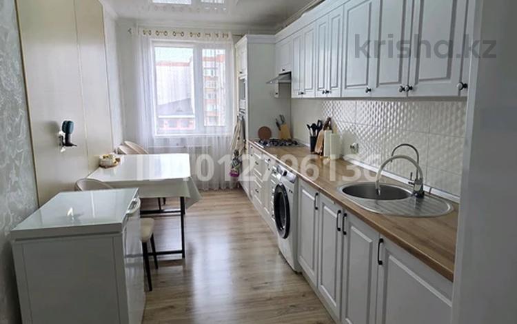 3-бөлмелі пәтер · 99 м² · 8/9 қабат, мкр 12 51 — Возле 3й поликлиники, 56 школы, бағасы: 31.5 млн ₸ в Актобе — фото 2