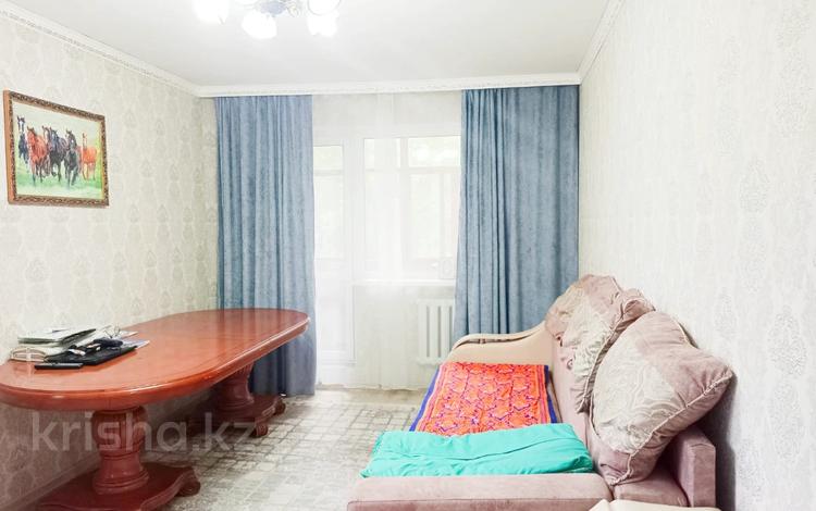 3-бөлмелі пәтер · 62 м² · 2/5 қабат, Юго-Восток ш/а., Рыскулова — Средняя школа №81, Поликлиника №5, Ясли-сад №61 "Айголек", Карагандинский транспортно-технологический колледж, Карагандинский Банковский колледж, Карагандинский государственный университет им. академика Е.А. Букетова, Областной медицинский центр, ТЦ "Раха", Детский медицинский центр, бағасы: 20.4 млн ₸ в Караганде, Казыбек би р-н — фото 2