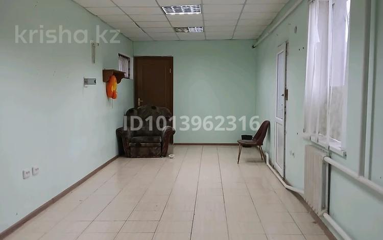 Еркін, кеңселер, дүкендер мен бутиктер, қоймалар, қоғамдық тамақтану орны, сұлулық салондары, фитнес және спорт, медорталықтар мен дәріханалар, білім орталықтары, кабинеттер және жұмыс орындары, студиялар · 36 м², бағасы: 35 000 ₸ в Кызылтобе — фото 2