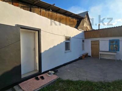 Отдельный дом · 3 комнаты · 60 м² · 5 сот., 2 переулок Щорса за 10.5 млн ₸ в Семее