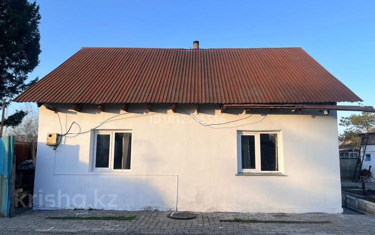 Жеке үй · 4 бөлме · 41 м² · 6 сот., Просп. Каныша Сатпаева 11/1, бағасы: 8 млн ₸ в Усть-Каменогорске, Ульбинский — фото 2