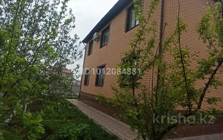Жеке үй · 7 бөлме · 250 м² · 10 жүзд., ул. Момышулы 46, бағасы: 115 млн ₸ в Уральске — фото 24