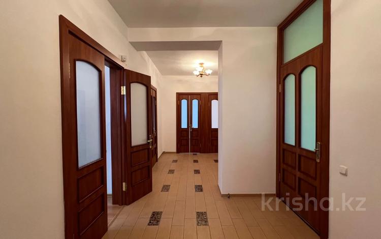 4-комнатная квартира · 137.7 м² · 4/5 этаж, Лермонтова 4 за 63 млн ₸ в Павлодаре — фото 2