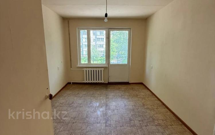 3-комнатная квартира · 52.4 м² · 2/3 этаж, мкр Кокжиек, мкр Кокжиек,Камаз центр уг Геологов за 25.5 млн ₸ в Алматы, Жетысуский р-н — фото 2