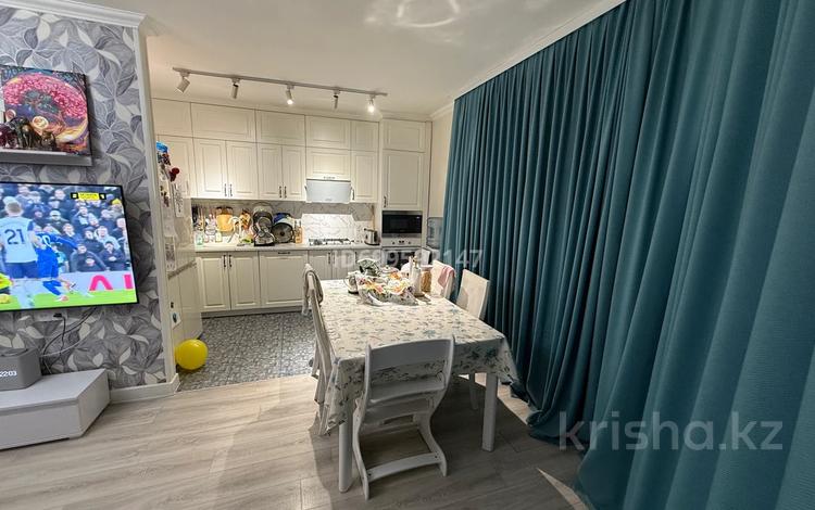 3-бөлмелі пәтер · 87 м² · 1/5 қабат, мкр Думан-2, бағасы: 63 млн ₸ в Алматы, Медеуский р-н — фото 2
