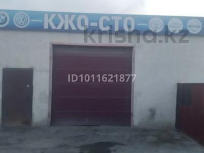 Гараж · 100 м² · мкр Атырау, Мустафа Шокай 13 за 200 000 ₸