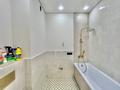 3-комнатная квартира · 90 м² · 11/12 этаж, Сыганак 28 за 73.5 млн ₸ в Астане, Нура р-н — фото 34