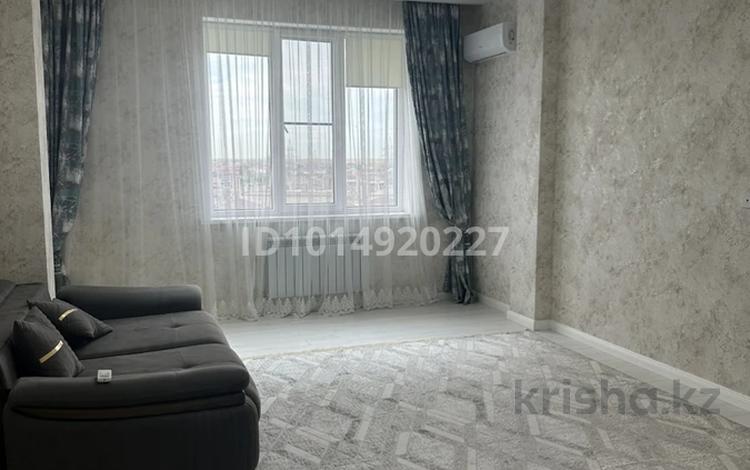 2-бөлмелі пәтер · 75 м² · 6/9 қабат, Нұрсая ш/а., Абулхайыр хана 74, бағасы: 350 000 ₸ в Атырау, мкр Нурсая — фото 2