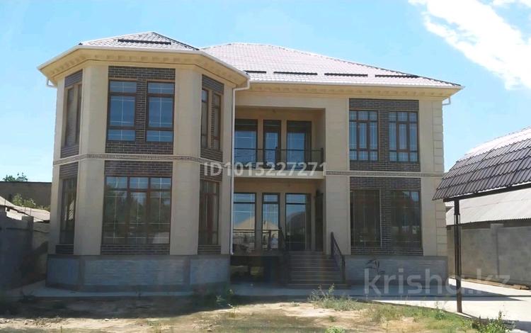 Отдельный дом · 7 комнат · 350 м² · 9 сот., мкр Самал-2 43 — Корикты-Сымбатты за 350 млн ₸ в Шымкенте, Абайский р-н — фото 2