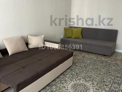 1-комнатная квартира · 35 м² · 3/5 этаж, мкр 4 18 — Абулхаирханв за 11 000 ₸ в Уральске