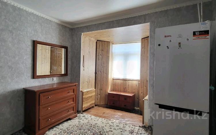 1-комнатная квартира · 26 м² · 5/5 этаж, мкр 8, Гришина за 6.8 млн ₸ в Актобе — фото 2