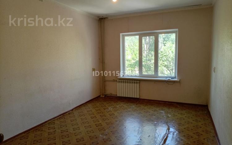 2-комнатная квартира · 56 м² · 4/5 этаж, мкр Алатау 44 за 80 000 ₸ в Таразе — фото 2