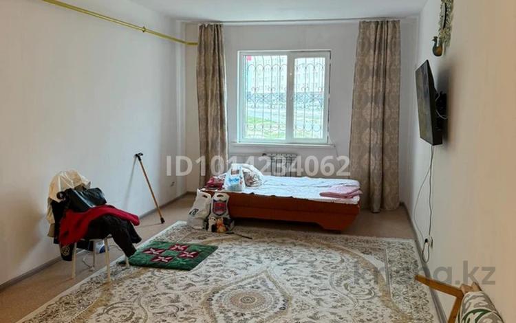 2-бөлмелі пәтер · 46 м² · 1/6 қабат, 33-ш/а. 30, бағасы: 11 млн ₸ в Актау, 33-й мкр — фото 2