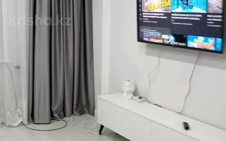 2-комнатная квартира · 56 м² · 3/9 этаж, Валиханова — Мухаметханова за 25 000 ₸ в Семее — фото 42