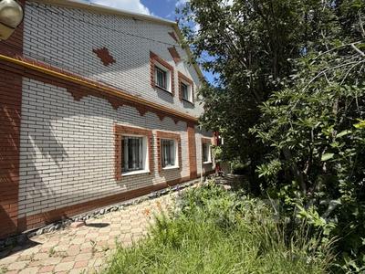 Отдельный дом · 5 комнат · 168 м² · 10 сот., Уразбаевой 81 за 83 млн ₸ в Уральске