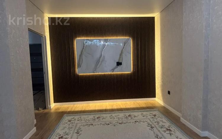 2-комнатная квартира · 62.1 м² · 4/9 этаж, мкр. Алтын орда, мангилик ел за 26 млн ₸ в Актобе — фото 2