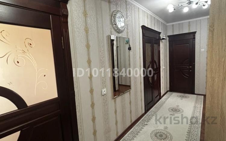 3-бөлмелі пәтер · 78 м² · 1/5 қабат, Мкр.Сырдарья 4а, бағасы: 29 млн ₸ в  — фото 2