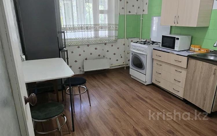 1-комнатная квартира · 35 м² · 1/5 этаж, Аксай 3 23 за 23 млн ₸ в Алматы, Ауэзовский р-н — фото 17