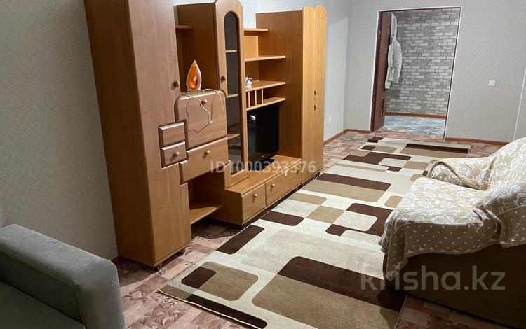 2-бөлмелі пәтер · 85 м² · 3/5 қабат, Мкр Арай 2 5, бағасы: 25 млн ₸ в Таразе — фото 2