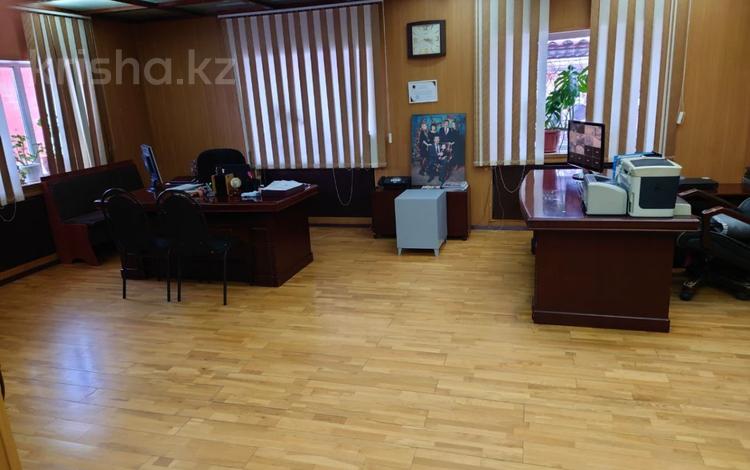 Свободное назначение, офисы, склады · 1415 м² за 395 млн ₸ в Семее — фото 2