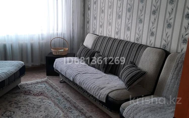 2-комнатная квартира, 48 м², 10/10 этаж посуточно, Естая 134 за 15 000 〒 в Павлодаре — фото 2