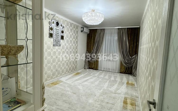 3-бөлмелі пәтер · 70 м² · 5 қабат, 13-й мкр 48, бағасы: 24 млн ₸ в Актау — фото 2
