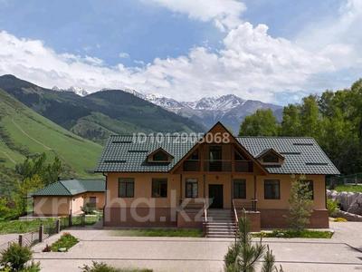 Жеке үй · 8 бөлме · 300 м², Каскелен, бағасы: 200 000 ₸ в Алматы
