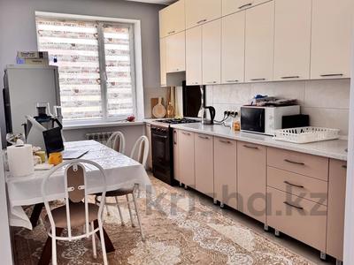 1-бөлмелі пәтер · 45 м² · 2/5 қабат, 3-ш/а. 15, бағасы: 13 000 ₸ в Актау, 3-й мкр