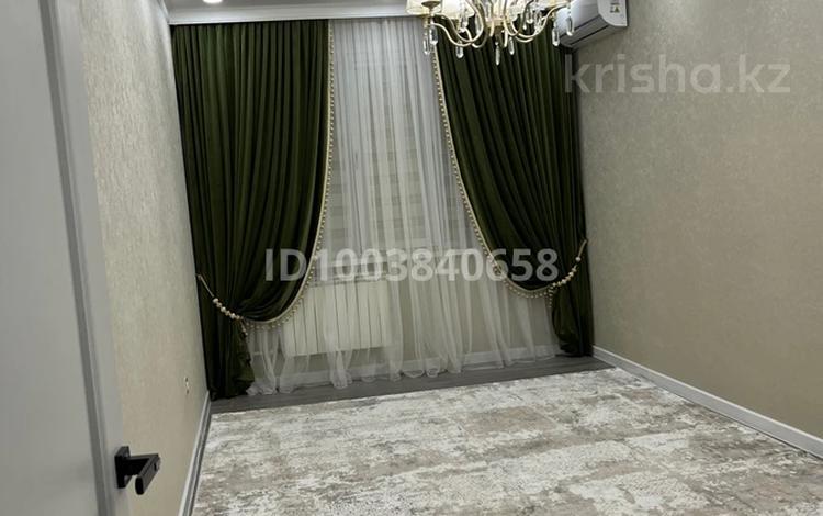 4-комнатная квартира · 100 м² · 1/5 этаж, 14-й мкр 45 за 35 млн 〒 в Актау — фото 2