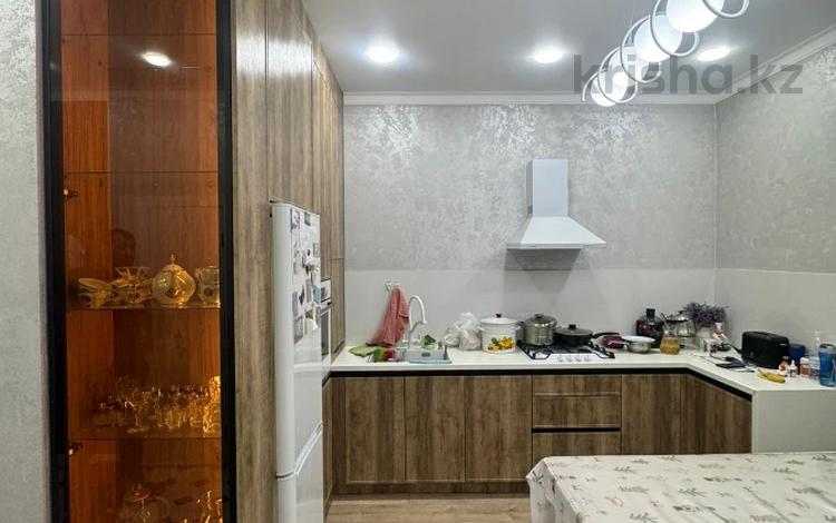 1-бөлмелі пәтер · 52 м² · 1/5 қабат, Алтын орда, бағасы: 23.5 млн ₸ в Актобе — фото 2
