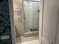 3-комнатная квартира · 105 м² · 10/13 этаж, Розыбакиева 247 за 109.5 млн ₸ в Алматы, Бостандыкский р-н — фото 23