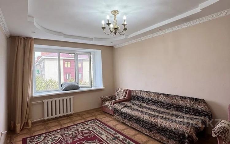 2-бөлмелі пәтер · 50.4 м² · 4/5 қабат, Абулхайр хана — р-н Космос, 1 - линия, бағасы: 16 млн ₸ в Актобе — фото 2