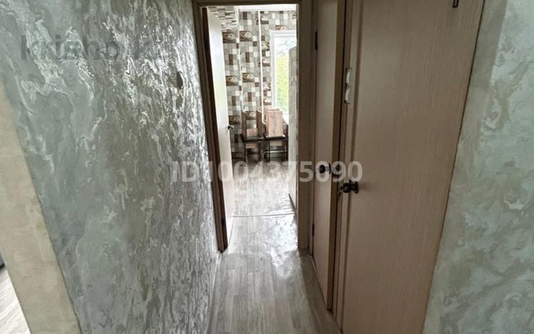 2-комнатная квартира · 42 м² · 4/5 этаж, Бурова 16 за 180 000 ₸ в Усть-Каменогорске — фото 3