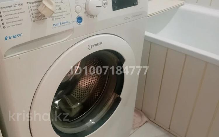 2-комнатная квартира · 60 м² · 2/5 этаж, 5мкр 12 за 9 млн 〒 в Кульсары — фото 7