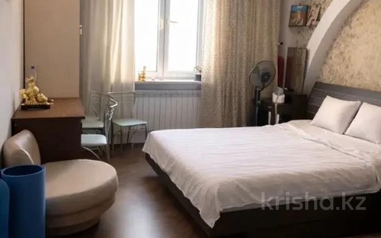 2-комнатная квартира · 72 м² · 8/15 этаж, Хусаинова 225 за 58.5 млн ₸ в Алматы, Бостандыкский р-н — фото 9