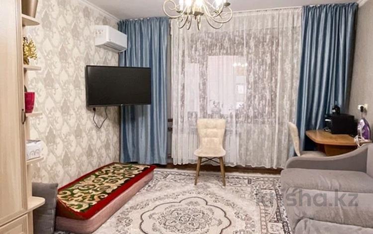 1-комнатная квартира, 41 м², 3/5 этаж помесячно, Жансугурова за 110 000 〒 в Талдыкоргане, Каратал — фото 2