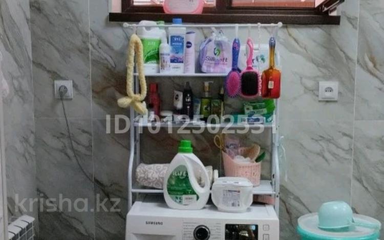Отдельный дом · 4 комнаты · 150 м² · 10.2 сот., Абая 18 — 42 школа за 45 млн ₸ в Кендале — фото 26