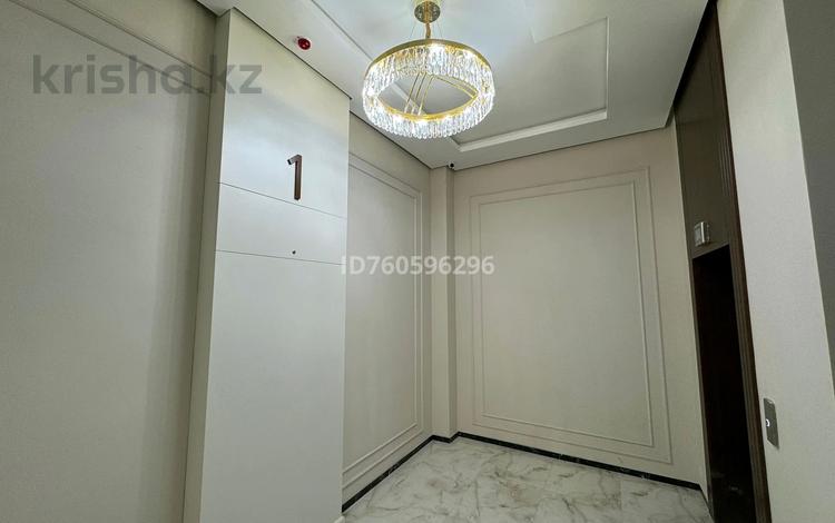 2-комнатная квартира · 88 м² · 3/9 этаж, мкр Нурсая, Елорда — НИШ, APEC, детсад Мирас, Бином за ~ 38 млн 〒 в Атырау — фото 8