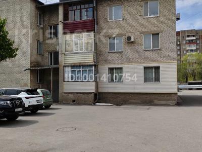 4-бөлмелі пәтер · 100 м² · 3/3 қабат, мкр Юго-Восток, Муканова 59а — Букетова, бағасы: 40 млн ₸ в Караганде, Казыбек би р-н