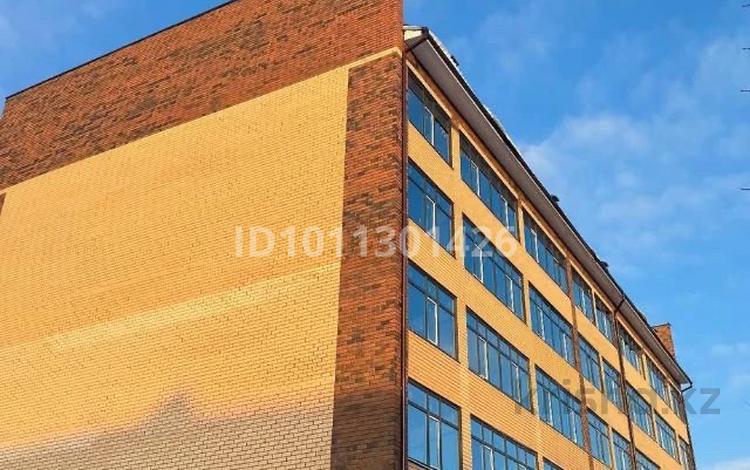 1-комнатная квартира · 40 м² · 2/5 этаж, Некрасова 29 — Курмангазы за 23 млн ₸ в Уральске, мкр Школьник — фото 2