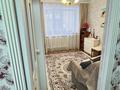 4-комнатная квартира · 60.5 м² · 2/6 этаж, Майкудук, 15й микрорайон 8 за 18 млн ₸ в Караганде, Алихана Бокейханова р-н — фото 3