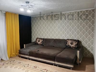 1-комнатная квартира · 43 м² · 2/5 этаж, Челюскинцев 49а — 343 квартал, 9 школа, ФОК за 2 000 〒 в Семее