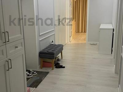 3-бөлмелі пәтер · 71 м² · 2/5 қабат, Бараева 13, бағасы: 45 млн ₸ в Астане, р-н Байконур