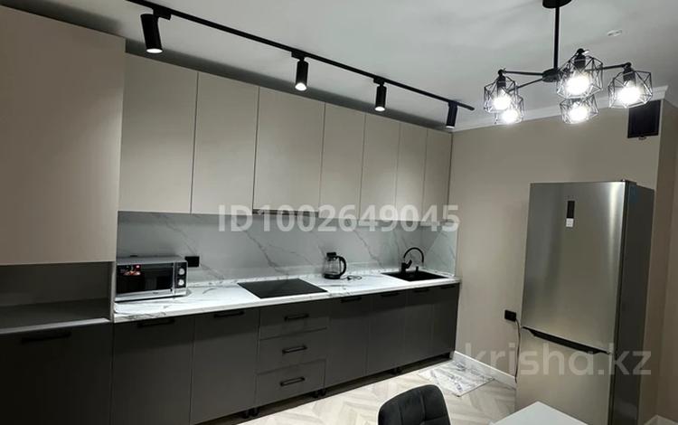1-бөлмелі пәтер · 50 м² · 9/12 қабат, Сырым батыра 2 Б — Толеметова, бағасы: 15 000 ₸ в Шымкенте — фото 4