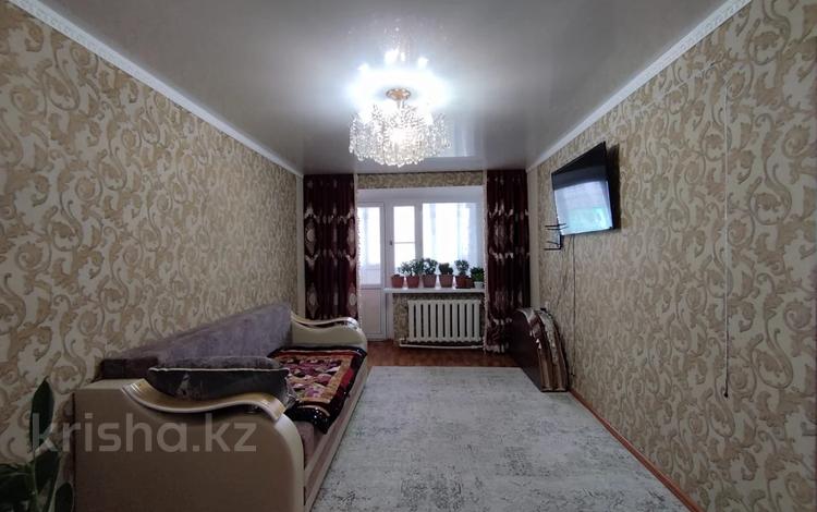 3-комнатная квартира, 52.7 м², 5/5 этаж, проспект Мира за 10.5 млн 〒 в Темиртау — фото 2