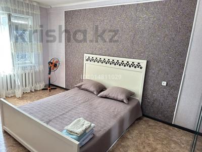 2-бөлмелі пәтер · 50 м² · 5/5 қабат, 1 ш/а, ЕСЕТ БАТЫР 107 — ТД Жанар - Малый Алия - Вечный огонь, бағасы: 15 000 ₸ в Актобе, мкр 5